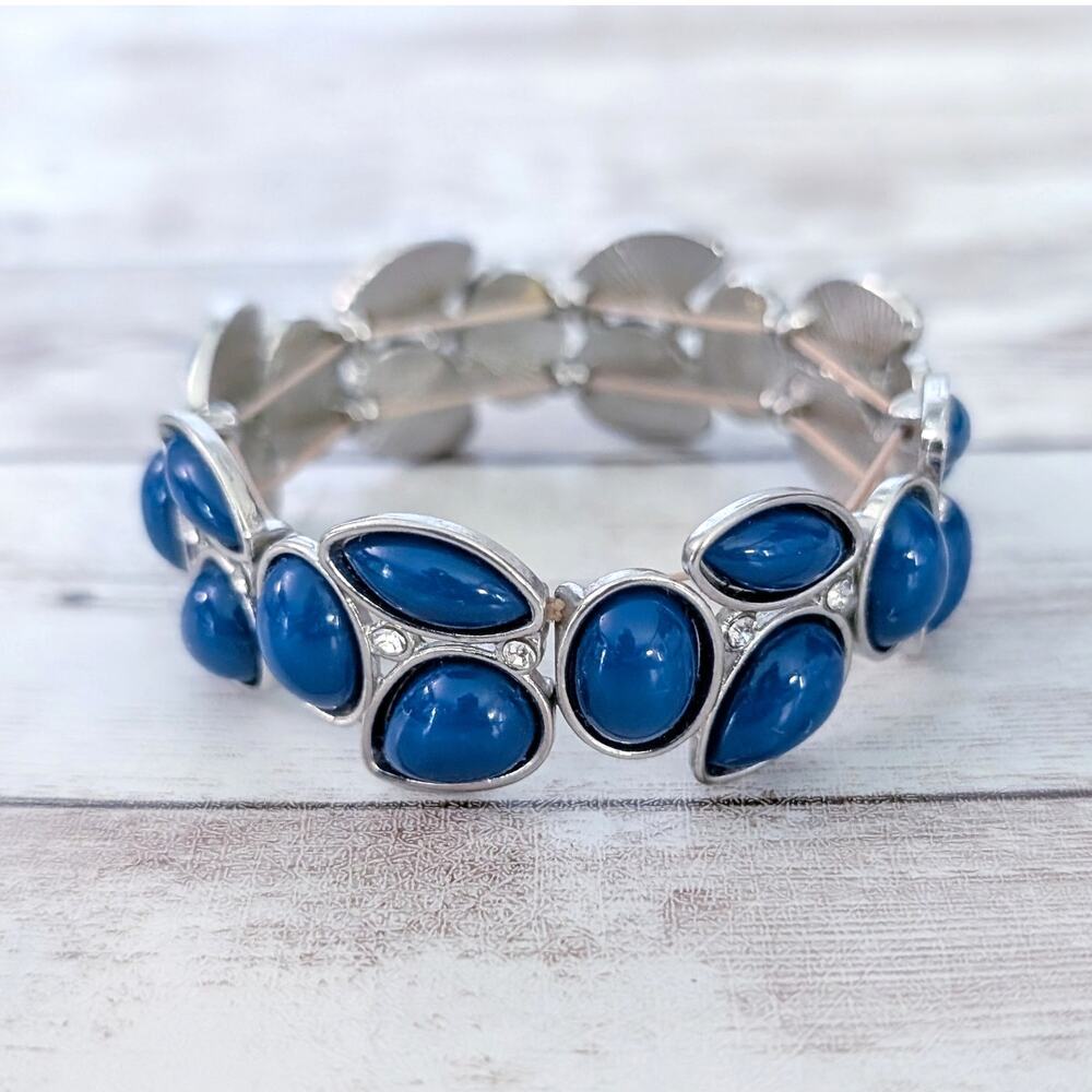 Vintage Stretch Bracelet Chunky Blue - Cord Repair Needed
